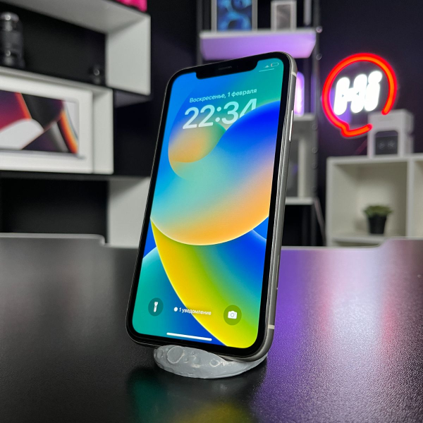 Trade in Apple iPhone 11 64Gb White IMEI: 9302